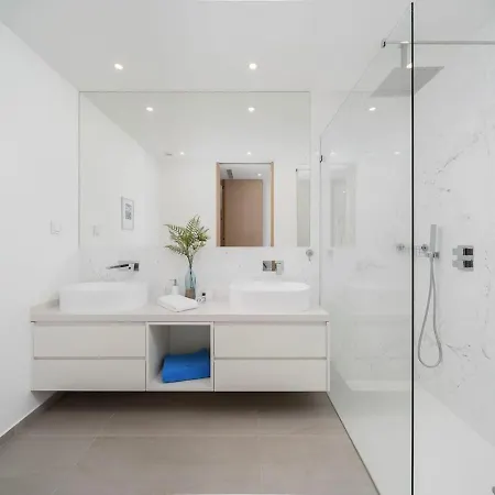Mar E Terra Luxury And Old Town Apartment